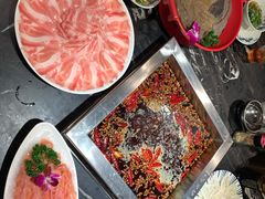 -二荆条·蜀鲜汇城市森林火锅