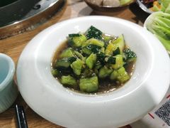-茸梅路右拐龙虾-农家菜(松江店)