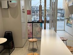 用餐区-喜茶(北京翠微百货店)