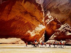 -天山神秘大峡谷