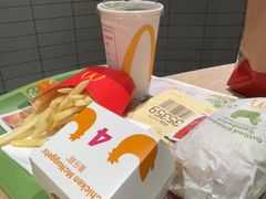 -麦当劳(徐汇漕溪北路百脑汇店)