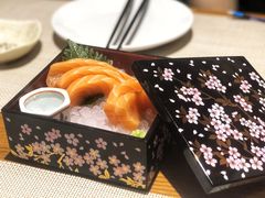 三文鱼刺身-有喜屋·鲜鸡板前烧鸟(徐家汇店)