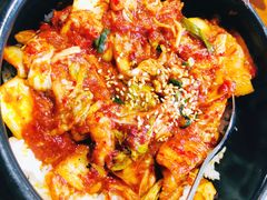 辣白菜五花肉拌饭-原始泥炉烤肉(总店)