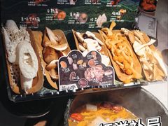 -芸山季·云南野生菌火锅(人民广场来福士店)