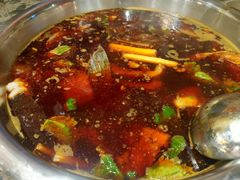 -肖肖酸萝卜鱼火锅(总店)