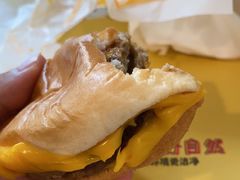 -麦当劳(虹梅路地铁站店)
