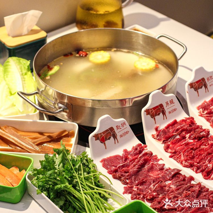 东郊这家牛肉火锅怎么每天都那么多人！