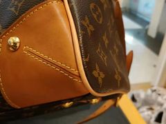 -爱革·奢品·鞋包·衣物·家居(金桥国际商业广场店)