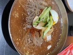 -许哥东北烧烤·铁丳烤串·宫后夹肉(繁花中心店)