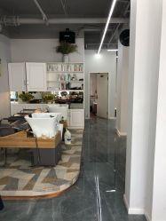 -茶发Salon·烫发染发理发