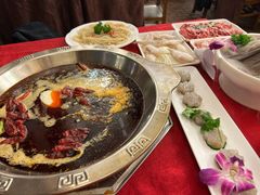 -山城年华老火锅(玉林店)