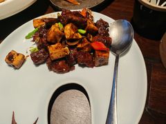 珍菌秘酱牛柳粒-德永枣香烤鸭(官舍店)