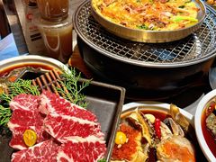 -草家酱蟹炭火烤肉店(珲春南路一店)