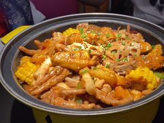 -多嘴超级肉蟹煲(中街恒隆故宫店)