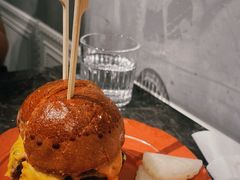 -LESCEDARS Brasserie Bistro香柏树