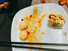 -金滏山烤肉·海鲜·火锅自助餐厅(襄阳万达店)