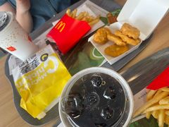 -麦当劳(松江南乐得来速店)