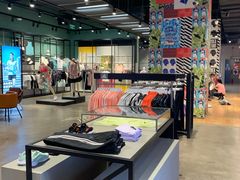-adidas(滔搏朝阳大悦城店)
