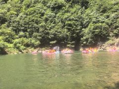 -安吉龙王山峡谷漂流