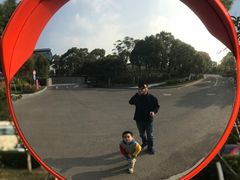 -上海滴水湖皇冠假日酒店