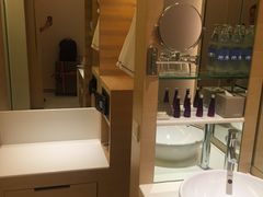 -阿瓦尼河滨曼谷酒店