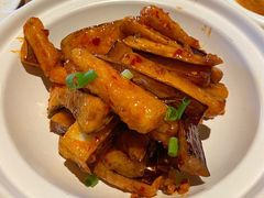 鱼香脆皮茄子煲-八斗鸡·湘土菜(国贸店)