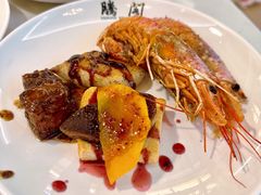 -腾阁自助餐厅(朝林广场店)