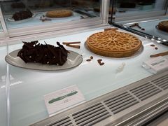 -潮一不贰·法式甜品·生日蛋糕·西式简餐(外滩店)