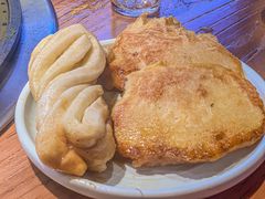 花卷-老何二婶家铁锅炖·东北菜(白石洲店)