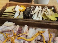 -菌小白火锅(时尚天河店)