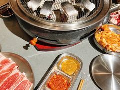 -围炉肉舍•炭烤活鳗•丹东海鲜烤肉(步行街店)