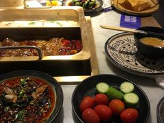 茴香小油条-尚尚仙·酸汤猪手·猪肚鸡火锅(华联万柳购物中心店)