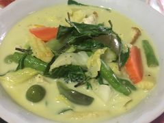 -Jungle Kitchen