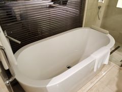 -青岛海尔洲际酒店
