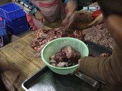 -标记美食新鲜猪杂(兴南大道店)
