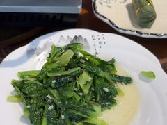 -梁姐啤酒鱼(兴坪古镇店)