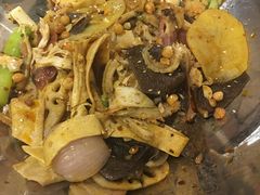 -川乐小镇·炭火蛙锅肥肠鸡(苏州中心店)