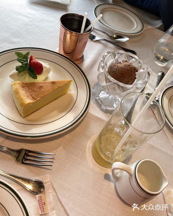 Wolfgang’s Steakhouse 沃夫冈牛排馆(上海白玉兰广场店)芝士蛋糕图片