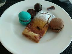 -圣丰索菲特·2 On 988 Café 自助餐厅