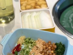 -蛙两只美蛙鱼头火锅(恒茂店)