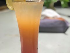 日出龙舌兰-雕刻时光咖啡馆(北师大店)