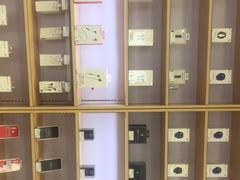 -华为授权体验店(新奥购物中心)