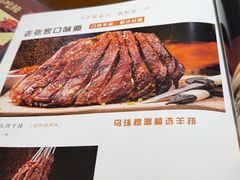 -东口码头·烧鸽子·鱼头泡饼·地方菜(金鹰悦城店)