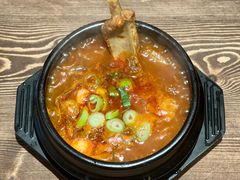 猪排泡菜汤-INSA Korean Bistro饮鲨韩食酒馆