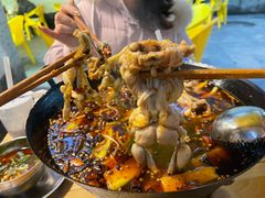-鸿顺老铁锅美蛙鱼府(解放碑店)