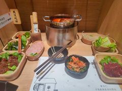 -独食火锅·半米屋台(直营总店)