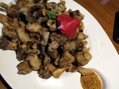 酥炸小姬菇-95号酱骨·一块豆腐(展春园西路店)