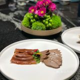 品鉴珍馐佳肴，尽享茶艺之美