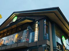-星巴克臻选(成都太古里店)