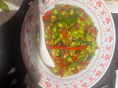 -丽华园·武汉地标楚菜餐厅(青山江滩店)
